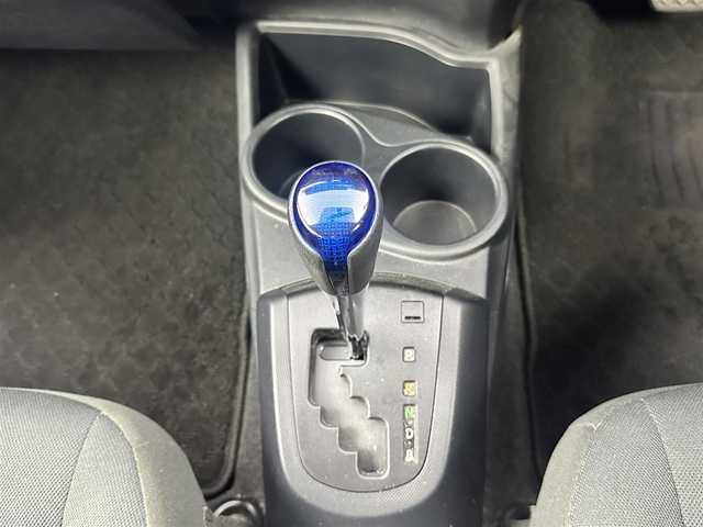 トヨタ アクア S 愛知県 2020(令2)年 4.5万km グレーメタリック ナビ　/バックカメラ　/ＥＴＣ　/オートエアコン　/BT　/ＣＤ　/キーレス　/電格ミラー/フロアマット　　/保証書　/取説　/スペアキー