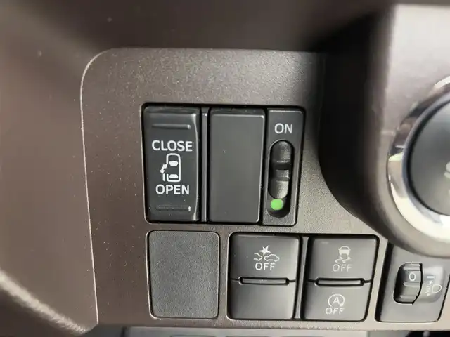 トヨタ ルーミー X S 埼玉県 2017(平29)年 6.1万km レーザーブルークリスタルシャイン 社外ナビ　/（AM/FM/TV/BT/applecarplay/レコーダーリンク）/ドライブレコーダー/盗難防止措置/横滑り防止措置/純正フロアマット/ドアバイザー/プッシュスタート/スマートキー/プッシュスタート/アイドリングストップ/バックカメラ