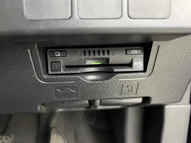 トヨタ ルーミー X S 埼玉県 2017(平29)年 6.1万km レーザーブルークリスタルシャイン 社外ナビ　/（AM/FM/TV/BT/applecarplay/レコーダーリンク）/ドライブレコーダー/盗難防止措置/横滑り防止措置/純正フロアマット/ドアバイザー/プッシュスタート/スマートキー/プッシュスタート/アイドリングストップ/バックカメラ