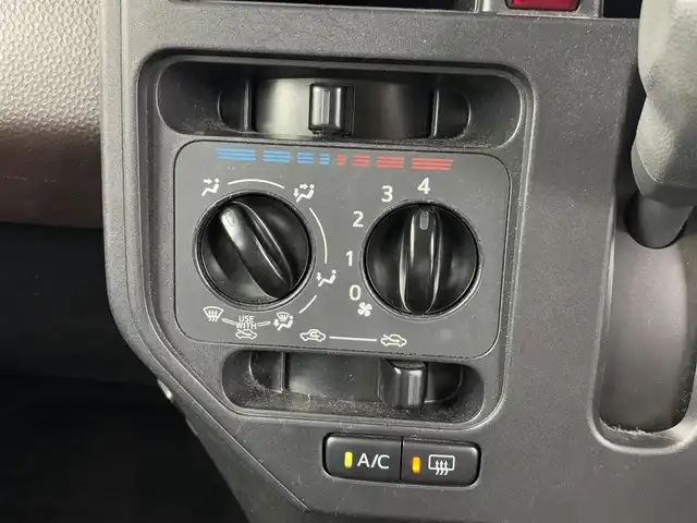 トヨタ ルーミー X S 埼玉県 2017(平29)年 6.1万km レーザーブルークリスタルシャイン 社外ナビ　/（AM/FM/TV/BT/applecarplay/レコーダーリンク）/ドライブレコーダー/盗難防止措置/横滑り防止措置/純正フロアマット/ドアバイザー/プッシュスタート/スマートキー/プッシュスタート/アイドリングストップ/バックカメラ
