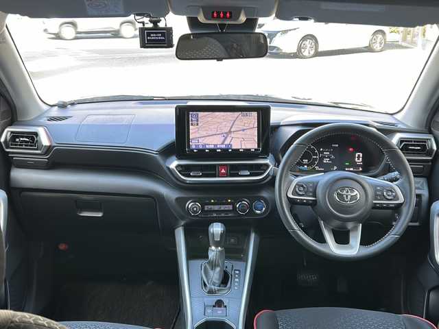 トヨタ ライズ Z 兵庫県 2023(令5)年 4.3万km ブラックマイカメタリック ワンオーナー/純正メーカーSDナビ/　Bluetooth/CD/AM//FM/フルセグテレビ（走行中視聴不可）/アラウンドビューモニター/純正ビルトインETC2.0/前後ドライブレコーダー/ブレーキホールド/ブラインドスポットモニター/パーキングアシスト/アダプティブクルーズコントロール/アンチロック・ブレーキ・システム/レーンキープアシスト/前後コーナーセンサー/横滑り防止装置/盗難防止装置/衝突被害軽減システム/シートヒーター（D+N席）/純正フロアマット/純正アルミホイール/LEDヘッドライト/オートマチックハイビーム/パワーウィンドウ/パワーステアリング/スマートキー/スペアキー（1本）/エアバッグ（W）/カーテンエアバッグ/保証書/取扱説明書