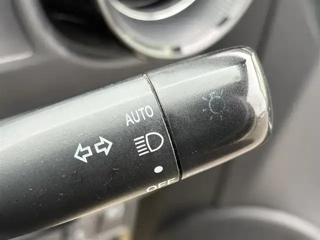トヨタ アクア クロスオーバー 大分県 2017(平29)年 10.5万km ベージュ TOYOTAセーフティセンス/・プリクラッシュセーフティ/・レーンディパーチャアラート/・オートマチックハイビーム/純正SDナビ　型式：NSZT-W66T/【フルセグTV、DVD再生可、BT対応】/ステアリングスイッチ/バックカメラ/プッシュスタート/スマートキー/ビルトインETC/社外ドライブレコーダー　型式：ND-DVR10/ハーフレザーシート/横滑り防止装置/電動格納ミラー/オートライト/ハロゲンヘッドライト/純正16インチアルミホイール