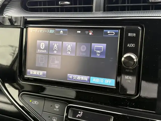 トヨタ アクア クロスオーバー 大分県 2017(平29)年 10.5万km ベージュ TOYOTAセーフティセンス/・プリクラッシュセーフティ/・レーンディパーチャアラート/・オートマチックハイビーム/純正SDナビ　型式：NSZT-W66T/【フルセグTV、DVD再生可、BT対応】/ステアリングスイッチ/バックカメラ/プッシュスタート/スマートキー/ビルトインETC/社外ドライブレコーダー　型式：ND-DVR10/ハーフレザーシート/横滑り防止装置/電動格納ミラー/オートライト/ハロゲンヘッドライト/純正16インチアルミホイール