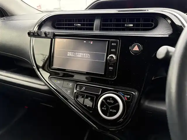 トヨタ アクア クロスオーバー 大分県 2017(平29)年 10.5万km ベージュ TOYOTAセーフティセンス/・プリクラッシュセーフティ/・レーンディパーチャアラート/・オートマチックハイビーム/純正SDナビ　型式：NSZT-W66T/【フルセグTV、DVD再生可、BT対応】/ステアリングスイッチ/バックカメラ/プッシュスタート/スマートキー/ビルトインETC/社外ドライブレコーダー　型式：ND-DVR10/ハーフレザーシート/横滑り防止装置/電動格納ミラー/オートライト/ハロゲンヘッドライト/純正16インチアルミホイール
