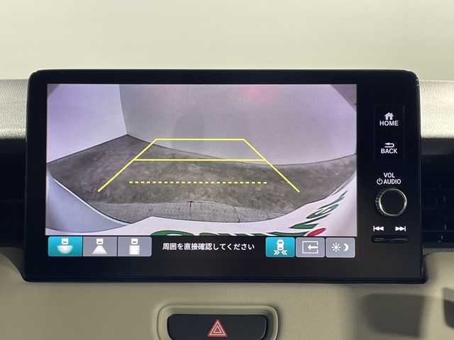 ホンダ ヴェゼル ハイブリッド e:HEV Z PLaYパッケージ 神奈川県 2025(令7)年 0.1万km パールⅡ ホンダセンシング/純正ディスプレイオーディオ/・BT/フルセグTV/AppleCarPlay/AndroidAuto/USB/AM/FM/バックカメラ/電動リアゲート/Qi充電/ハーフレザーシート/シートヒーター(D/N)/革巻きステアリング/ステアリングスイッチ/ステアリングヒーター/Autoライト/パドルシフト/ダウンヒルアシストコントロール/電動パーキングブレーキ/オートホールド/ビルトインETC2.0/クリアランスソナー/LEDヘッドライト/LEDフォグランプ/スマートキー/スペアキー/プッシュスタートボタン/シートリフター/電動格納ミラー/ウィンカーミラー/純正18インチアルミホイール