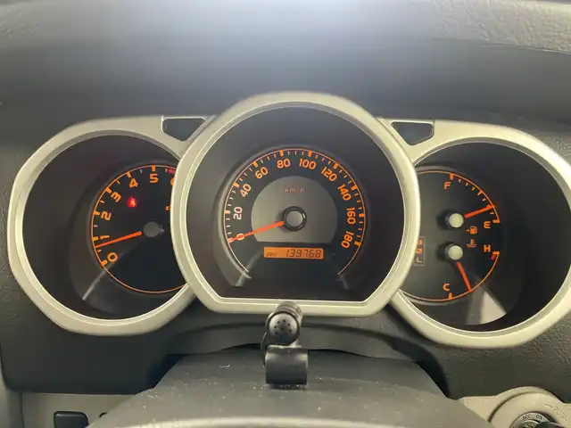 トヨタ ハイラックス サーフ SSR－X LTD 道央・札幌 2006(平18)年 14万km ブラック ・4WD/・社外メモリナビ/・CD/DVD/SD/フルセグTV/・Bluetooth接続/・社外エンジンスターター/・センターデフロック/・社外シートカバー/・ルーフレール/・ETC/AC100V/・オートライト/LEDヘッドライト/・フォグランプ/ドアバイザー