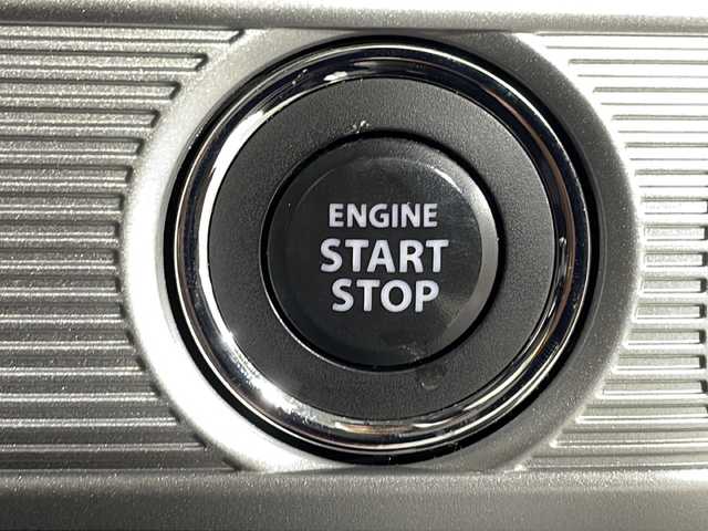 スズキ スペーシア カスタム HYBRID XS 沖縄県 2021(令3)年 6.4万km ピュアホワイトP 県外仕入　/禁煙車　/社外ナビ　/　ＤＶＤ　ＣＤ　Ｂｌｕｅｔｏｏｔｈ　/バックカメラ　/両側パワースライドドア　/レーダークルーズコントロール　/前方ドライブレコーダー　/デュアルカメラブレーキサポート/シートヒーター