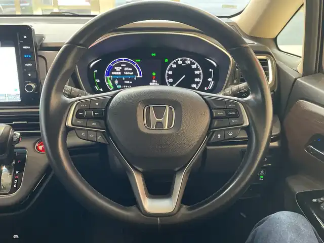 ホンダ オデッセイ ハイブリッド e:HEVアブソルート EX 埼玉県 2021(令3)年 4.3万km プレミアムヴィーナスブラックP ホンダセンシング/フリップダウンモニター/純正１０インチＳＤナビ/　　CD/DVD/BT/USB/フルセグ/全方位カメラ/両側パワースライドドア/パワーバックドア/レーダークルーズコントロール/ハーフレザーシート/パワーシート　/スマートキー2本/ビルトインETC