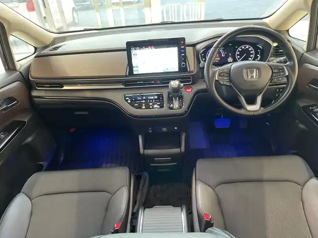 ホンダ オデッセイ ハイブリッド e:HEVアブソルート EX 埼玉県 2021(令3)年 4.3万km プレミアムヴィーナスブラックP ホンダセンシング/フリップダウンモニター/純正１０インチＳＤナビ/　　CD/DVD/BT/USB/フルセグ/全方位カメラ/両側パワースライドドア/パワーバックドア/レーダークルーズコントロール/ハーフレザーシート/パワーシート　/スマートキー2本/ビルトインETC