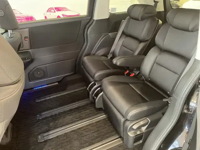 ホンダ オデッセイ ハイブリッド e:HEVアブソルート EX 埼玉県 2021(令3)年 4.3万km プレミアムヴィーナスブラックP ホンダセンシング/フリップダウンモニター/純正１０インチＳＤナビ/　　CD/DVD/BT/USB/フルセグ/全方位カメラ/両側パワースライドドア/パワーバックドア/レーダークルーズコントロール/ハーフレザーシート/パワーシート　/スマートキー2本/ビルトインETC