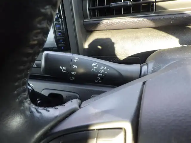 マツダ フレア ハイブリッド XS 千葉県 2018(平30)年 6.6万km シルバー 155/65R14/レーダーブレーキサポート/アイドリングストップ/ヘッドアップディスプレイ/社外メモリーナビ/地デジTV/【DVD/CD再生機能　Bluetooth接続】/バックカメラ/運転席シートヒーター/革巻きステアリング/ウインカーミラー/HIDヘッドライト/純正14インチアルミホイル/携帯リモコン