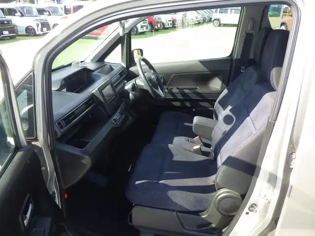 マツダ フレア ハイブリッド XS 千葉県 2018(平30)年 6.6万km シルバー 155/65R14/レーダーブレーキサポート/アイドリングストップ/ヘッドアップディスプレイ/社外メモリーナビ/地デジTV/【DVD/CD再生機能　Bluetooth接続】/バックカメラ/運転席シートヒーター/革巻きステアリング/ウインカーミラー/HIDヘッドライト/純正14インチアルミホイル/携帯リモコン