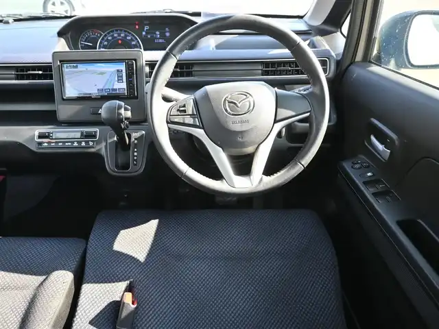 マツダ フレア ハイブリッド XS 千葉県 2018(平30)年 6.6万km シルバー 155/65R14/レーダーブレーキサポート/アイドリングストップ/ヘッドアップディスプレイ/社外メモリーナビ/地デジTV/【DVD/CD再生機能　Bluetooth接続】/バックカメラ/運転席シートヒーター/革巻きステアリング/ウインカーミラー/HIDヘッドライト/純正14インチアルミホイル/携帯リモコン