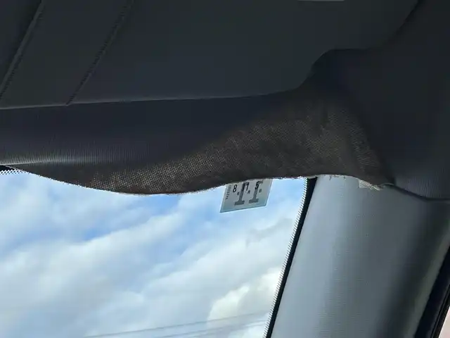 日産 エクストレイル 20X エマージェンシーブレーキ 岡山県 2014(平26)年 14.3万km ダイヤモンドブラック 登録時走行距離：　142585km/４WD/ガラスルーフ/純正ナビ/　(CD/ワンセグTV/AUX)/全方位カメラ/防水シート/衝突被害軽減システム/コーナーセンサー/ビルトインETC/ルーフレール/シートヒーター（D・N席）/ハンズフリーパワーバックドア/防水ラゲッジボード/革巻きステアリング/ステアリングスイッチ/純正ハロゲンヘッドライト/フォグライト/オートライト/プッシュスタート/スマートキー/アイドリングストップ/アドバンスドヒルディセントコントロール/ルーフレール/純正アルミホイール 17インチ/ウインカーミラー/電動格納ミラー/純正フロアマット/横滑防止装置/盗難防止装置