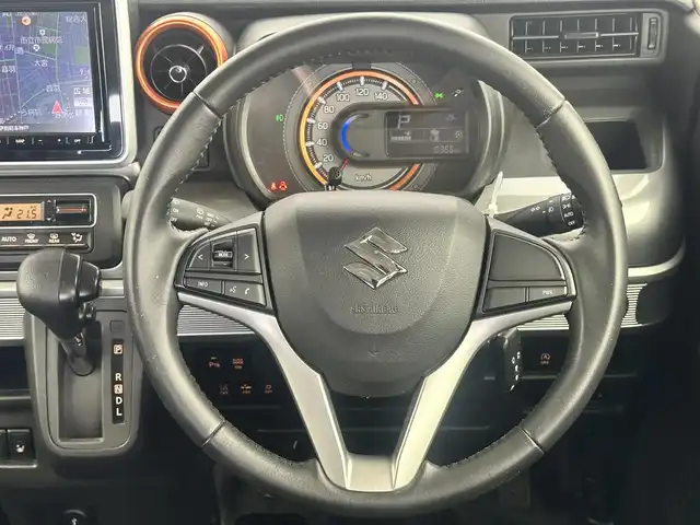 スズキ スペーシア ギア HYBRID XZ 愛知県 2019(平31)年 1.1万km ピュアホワイトP 純正8インチナビ　/（フルセグ／ＢＴ／ＣＤ／ＤＶＤ）　/全方位モニター　/衝突軽減システム　/コーナーセンサー　/レーンキープアシスト　/両側パワースライドドア　/ヘッドアップディスプレイ　/前席シートヒーター　/後席サンシェード　/ドライブレコーダー　/ETC　/スペアキー