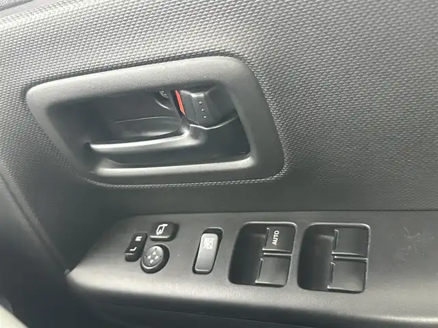 スズキ スペーシア ギア HYBRID XZ 愛知県 2019(平31)年 1.1万km ピュアホワイトP 純正8インチナビ　/（フルセグ／ＢＴ／ＣＤ／ＤＶＤ）　/全方位モニター　/衝突軽減システム　/コーナーセンサー　/レーンキープアシスト　/両側パワースライドドア　/ヘッドアップディスプレイ　/前席シートヒーター　/後席サンシェード　/ドライブレコーダー　/ETC　/スペアキー