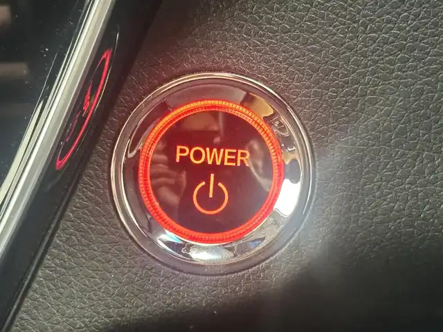 ホンダ ヴェゼル ハイブリッド Z ホンダセンシング 愛知県 2019(令1)年 3.3万km ミッドナイトブルービームM ホンダセンシング　/レーダークルーズコントロール　/衝突軽減ブレーキ　/純正ナビ　/フルセグTV　/Bluetooth　/バックカメラ　/ハーフレザーシート　/シートヒーター　/純正ドラレコ　/ビルトインETC　/ステアリグリモコン　/フォグランプ　/ルーフレール　/社外スタッドレス積載　