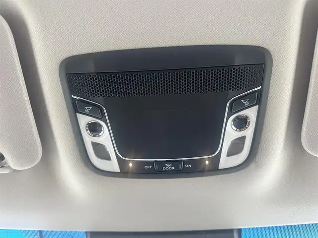 ホンダ ヴェゼル ハイブリッド Z ホンダセンシング 愛知県 2019(令1)年 3.3万km ミッドナイトブルービームM ホンダセンシング　/レーダークルーズコントロール　/衝突軽減ブレーキ　/純正ナビ　/フルセグTV　/Bluetooth　/バックカメラ　/ハーフレザーシート　/シートヒーター　/純正ドラレコ　/ビルトインETC　/ステアリグリモコン　/フォグランプ　/ルーフレール　/社外スタッドレス積載　