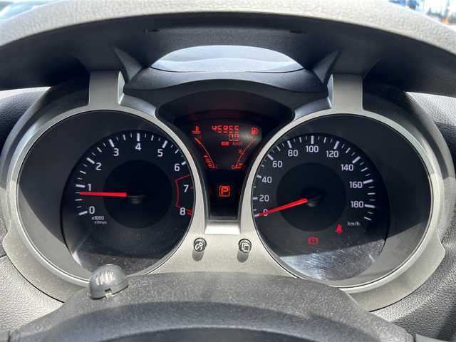 日産 ジューク 15RX 島根県 2014(平26)年 4.7万km ナイトベールパープル ワンオーナー/純正ナビ/AM/FM/CD/DVD/BT/全周囲カメラ/ETC /オートライト/HIDライト/フォグランプ/純正フロアマット/アイドリングストップ/スマートキー