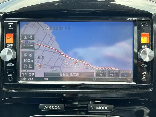 日産 ジューク 15RX 島根県 2014(平26)年 4.7万km ナイトベールパープル ワンオーナー/純正ナビ/AM/FM/CD/DVD/BT/全周囲カメラ/ETC /オートライト/HIDライト/フォグランプ/純正フロアマット/アイドリングストップ/スマートキー