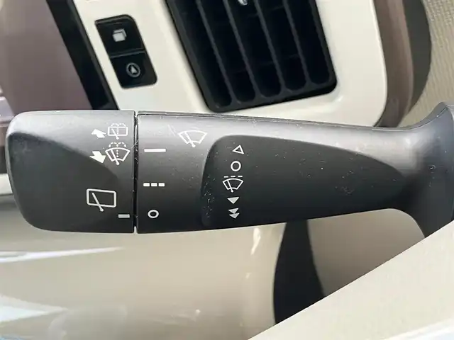 ダイハツ ムーヴ キャンバス G メイクアップ リミテッド　SAⅢ 静岡県 2020(令2)年 2.7万km パールホワイトⅢ/ナチュラルベージュマイカメタリック 2トーン エンジンスタートボタン/パワーステアリング/パワーウィンドウ/アイドリングストップ/オートエアコン/スマートキー/USB入力端子/ETC/全方位カメラ/純正8インチナビ（CD/DVD/BT/フルセグ）/ドライブレコーダー前後/ベンチシート/両側パワースライドドア/ABS/横滑り防止装置/コーナーセンサー/レーンキープアシスト/盗難防止装置/オートライト/オートマチックハイビーム/LEDヘッドライト/Wエアバック/衝突軽減システム/TVキャンセラー