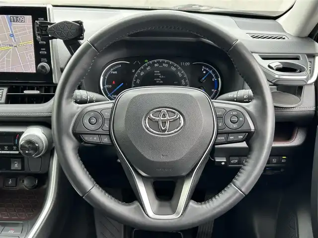 トヨタ ＲＡＶ４ ハイブリットG 茨城県 2021(令3)年 3.2万km アティチュードブラックマイカ ワンオーナー/サンルーフ/純正ディスプレイオーディオ＆ナビ機能有/(地デジTV・BT・ラジオ再生)/レーダークルーズコントロール/レーンアシスト/衝突軽減ブレーキ/コーナーセンサー/電動リアゲート/オートライト/LEDヘッドライト/社外17inアルミホイール/フロアマット/スマートキー/取扱説明書/保証書