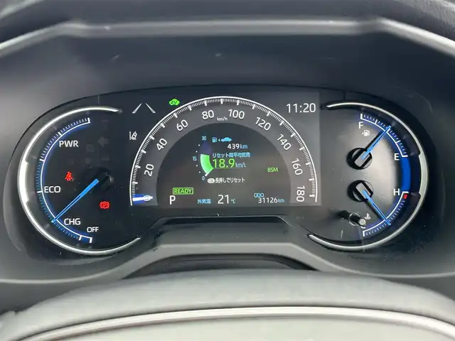 トヨタ ＲＡＶ４ ハイブリットG 茨城県 2021(令3)年 3.2万km アティチュードブラックマイカ ワンオーナー/サンルーフ/純正ディスプレイオーディオ＆ナビ機能有/(地デジTV・BT・ラジオ再生)/レーダークルーズコントロール/レーンアシスト/衝突軽減ブレーキ/コーナーセンサー/電動リアゲート/オートライト/LEDヘッドライト/社外17inアルミホイール/フロアマット/スマートキー/取扱説明書/保証書
