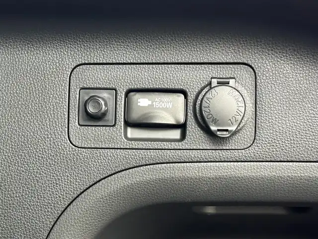 トヨタ ＲＡＶ４ ハイブリットG 茨城県 2021(令3)年 3.2万km アティチュードブラックマイカ ワンオーナー/サンルーフ/純正ディスプレイオーディオ＆ナビ機能有/(地デジTV・BT・ラジオ再生)/レーダークルーズコントロール/レーンアシスト/衝突軽減ブレーキ/コーナーセンサー/電動リアゲート/オートライト/LEDヘッドライト/社外17inアルミホイール/フロアマット/スマートキー/取扱説明書/保証書