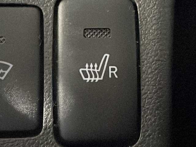 ダイハツ ムーヴ カスタム RS ハイパー SAⅡ 広島県 2015(平27)年 7.4万km ブライトシルバーメタリック 純正8型ナビ（DVD/Bluetooth/フルセグTV）/バックカメラ/運転席シートヒーター/衝突軽減ブレーキ/車線逸脱警報/LEDヘッドランプ/オートライト/純正15インチアルミホイール/ETC/USB/HDMI入力端子/サイド/カーテンエアバッグ/スマートキー