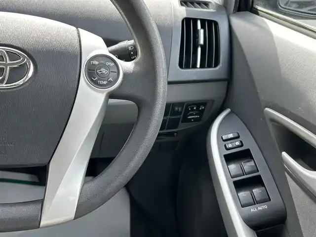 トヨタ プリウス S 和歌山県 2010(平22)年 6.4万km ブラック ディーラー純正ナビ（AM/FM/CD/DVD/HDD/AUX/SD/ワンセグTV）/ETC/純正フロアマット/純正ドアバイザー/プッシュスタート/オートライト