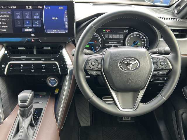 トヨタ ハリアー ハイブリッド Z レザーパッケージ 茨城県 2020(令2)年 3.9万km スレートグレーメタリック JBLサウンド/純正ナビ/　　【フルセグ、BT】/バックカメラ/全方位カメラ/トヨタセーフティセンス/LTA/PCS/BSM/クリアランスソナー/RCTA/HUD/RSA/レザーシート/シートエアコン/前席パワーシート/純正19インチAW /LEDオートライト/オートマチックハイビーム/純正フロアマット/パワーバックドア/ハンドルヒーター/ETC2.0/レーダークルーズコントロール/デジタルインナーミラー/スマートキー/プッシュスタート/取扱説明書