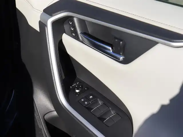 トヨタ ＲＡＶ４ G Zパッケージ 神奈川県 2020(令2)年 2.7万km グレーメタリック ワンオーナー/ディスプレイオーディオ/ナビ：BluetoothAudio/アラウンドビューカメラ/クルーズコントロール/パワーシート（運転席）/ポジションメモリー/BSM/デジタルインナーミラー/ドライブレコーダー（前後）/純正フロアマット/プッシュスタート/ハンズフリーパワーバックドア/ETC2.0/LEDヘッドランプ/保証書/取説、ナビ説/スペアスマートキー