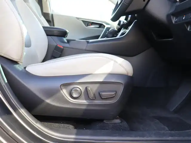 トヨタ ＲＡＶ４ G Zパッケージ 神奈川県 2020(令2)年 2.7万km グレーメタリック ワンオーナー/ディスプレイオーディオ/ナビ：BluetoothAudio/アラウンドビューカメラ/クルーズコントロール/パワーシート（運転席）/ポジションメモリー/BSM/デジタルインナーミラー/ドライブレコーダー（前後）/純正フロアマット/プッシュスタート/ハンズフリーパワーバックドア/ETC2.0/LEDヘッドランプ/保証書/取説、ナビ説/スペアスマートキー