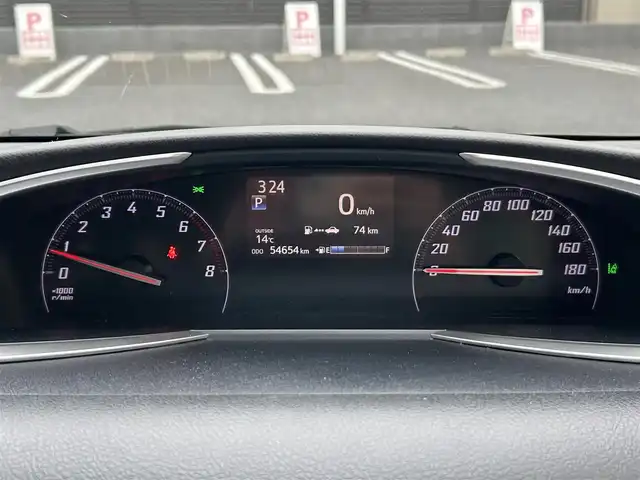 トヨタ シエンタ G 埼玉県 2017(平29)年 5.5万km グリーンマイカM 純正ナビ（Ｂｌｕｅｔｏｏｔｈ、ＣＤ、ＤＶＤ、ＴＶ）/バックカメラ/ＥＴＣ/前後ドラレコ/ワンオーナー/スペアキー１本/両側パワスラ/純正フロアマット/保証書/取扱説明書/ナビ取扱説明書/スマートキー/三列シート/オートライト/横滑り防止装置/レーンキープアシスト/衝突被害軽減システム
