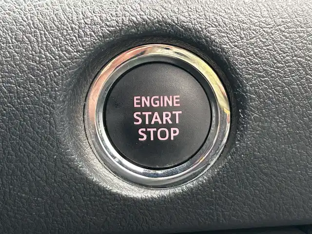 トヨタ シエンタ G 埼玉県 2017(平29)年 5.5万km グリーンマイカM 純正ナビ（Ｂｌｕｅｔｏｏｔｈ、ＣＤ、ＤＶＤ、ＴＶ）/バックカメラ/ＥＴＣ/前後ドラレコ/ワンオーナー/スペアキー１本/両側パワスラ/純正フロアマット/保証書/取扱説明書/ナビ取扱説明書/スマートキー/三列シート/オートライト/横滑り防止装置/レーンキープアシスト/衝突被害軽減システム