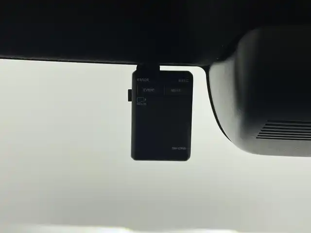 ホンダ Ｎ ＢＯＸ カスタム ターボ 大分県 2024(令6)年 2.2万km ミッドナイトブルービームM ホンダセンシング搭載/・衝突軽減ブレーキ/・先行車発進お知らせ機能/・歩行者事故低減ステアリング/・路外逸脱抑制制御機能/・標識認識機能/・渋滞追従機能付アダプティブクルーズコントロール/・車線維持支援システム/・誤発進抑制機能/・後方誤発進抑制機能/・近距離衝突軽減ブレーキ/・急アクセル抑制機能/・パーキングセンサーシステム/・オートハイビーム/マルチビューカメラシステム/純正9型ナビ　型式：LXU-242NBi/・フルセグTV、CD/DVD、BT対応、USB/・AppleCarPlay、AndroidAuto/ステアリングスイッチ/両側電動スライドドア/前後ドライブレコーダー　型式:DRH-229ND/ETC/ハーフレザーシート/・前席シートヒーター/パドルシフト/電動格納ミラー/純正フロアマット/オートライト/LEDヘッドライト/純正15インチアルミホイール/保証書、取説