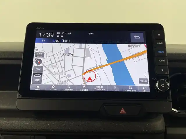 ホンダ Ｎ ＢＯＸ カスタム ターボ 大分県 2024(令6)年 2.2万km ミッドナイトブルービームM ホンダセンシング搭載/・衝突軽減ブレーキ/・先行車発進お知らせ機能/・歩行者事故低減ステアリング/・路外逸脱抑制制御機能/・標識認識機能/・渋滞追従機能付アダプティブクルーズコントロール/・車線維持支援システム/・誤発進抑制機能/・後方誤発進抑制機能/・近距離衝突軽減ブレーキ/・急アクセル抑制機能/・パーキングセンサーシステム/・オートハイビーム/マルチビューカメラシステム/純正9型ナビ　型式：LXU-242NBi/・フルセグTV、CD/DVD、BT対応、USB/・AppleCarPlay、AndroidAuto/ステアリングスイッチ/両側電動スライドドア/前後ドライブレコーダー　型式:DRH-229ND/ETC/ハーフレザーシート/・前席シートヒーター/パドルシフト/電動格納ミラー/純正フロアマット/オートライト/LEDヘッドライト/純正15インチアルミホイール/保証書、取説