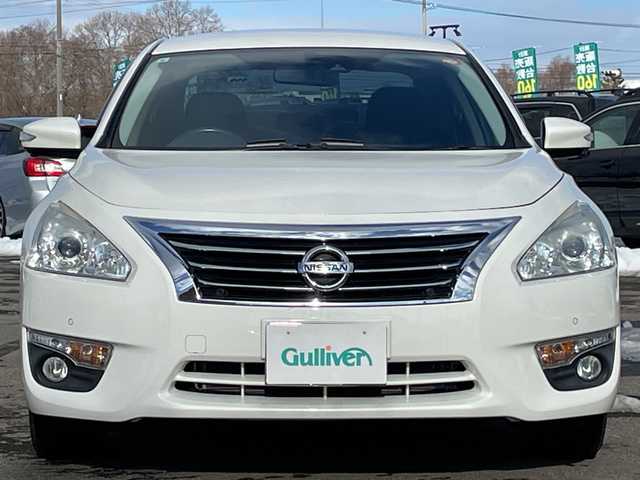 日産 ティアナ XL 道央・札幌 2015(平27)年 2.6万km ブリリアントホワイトパール ワンオーナー/メーカーオプションナビ/【ＣＤ／ＤＶＤ／ＢＴ／フルセグＴＶ／ＡＵＸ】/フロント／サイド／バックカメラ/アラウンドビューモニター/ＭＯＤ【移動物検知機能】/ブレーキアシスト/レーンキープアシスト/ブラインドスポットモニタリング/横滑り防止装置/革巻きステアリング/ステアリングスイッチ/クルーズコントロール/オートライト/ＨＩＤ/ウィンカーミラー/電動格納ミラー/純正ドアバイザー/純正ＡＷ付夏タイヤ積み込み/取扱説明書/新車時保証書