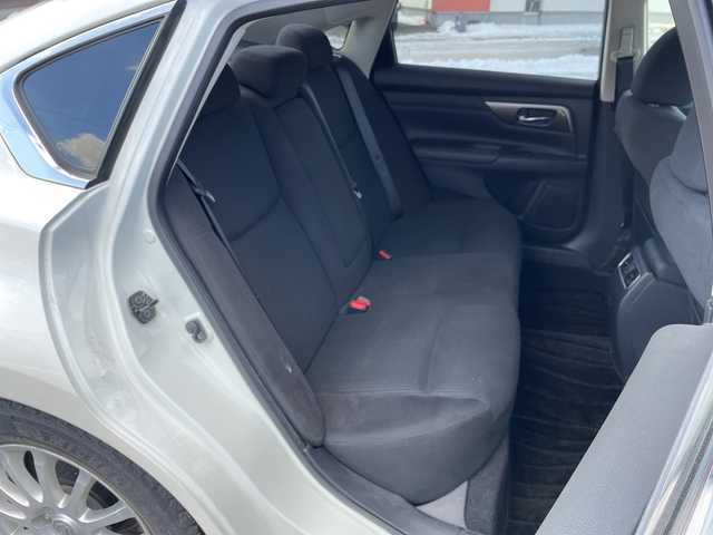 日産 ティアナ XL 道央・札幌 2015(平27)年 2.6万km ブリリアントホワイトパール ワンオーナー/メーカーオプションナビ/【ＣＤ／ＤＶＤ／ＢＴ／フルセグＴＶ／ＡＵＸ】/フロント／サイド／バックカメラ/アラウンドビューモニター/ＭＯＤ【移動物検知機能】/ブレーキアシスト/レーンキープアシスト/ブラインドスポットモニタリング/横滑り防止装置/革巻きステアリング/ステアリングスイッチ/クルーズコントロール/オートライト/ＨＩＤ/ウィンカーミラー/電動格納ミラー/純正ドアバイザー/純正ＡＷ付夏タイヤ積み込み/取扱説明書/新車時保証書