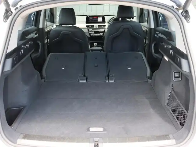 ＢＭＷ Ｘ１ xDrive 18d xライン 宮城県 2020(令2)年 3.8万km ミネラルホワイト コンフォートＰＫＧ/純正ナビ（ＢＴ）/ＬＩＭスイッチ/インテリジェントセーフティ/ダイナミックトラクションコントロール/パークディスタンス/ダウンヒルアシスト/バックカメラ/ドライブモード/ハーフレザーシート/パワーシート（DN席）/メモリーシート（D席）/コーナーセンサー（前後）/デュアルエアコン/電動格納ミラー/ドライブレコーダー（前方）/リヤフォグランプ/フロントフォグランプ/プッシュスタート/コンフォートアクセス/MTモード付/ミラー一体型ETC/純正１８インチAW/純正フロアマット/ＬＥＤヘッドライト/オートライト/アイドリングストップ/禁煙車/カーフィルム/アンビエントライト/電動サイドブレーキ