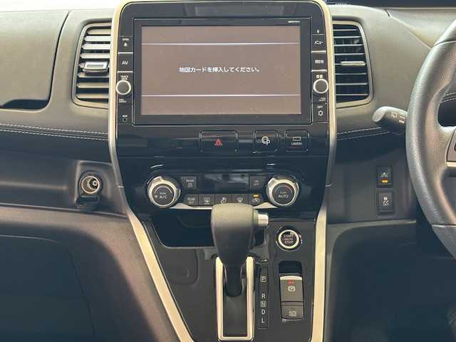 日産 セレナ ハイウェイスター Vセレクション 埼玉県 2018(平30)年 4.4万km ブリリアントホワイトパール エマージェンシーブレーキ/プロパイロット/純正SDナビ/　　CD/DVD/BT/フルセグ/AUX/アラウンドビューモニター/両側パワースライドドア/LEDオートライト/純正16インチアルミホイール/デジタルインナーミラー/ステアリングスイッチ/アイドリングストップ/USBポート/スマートキー/ETC/禁煙車