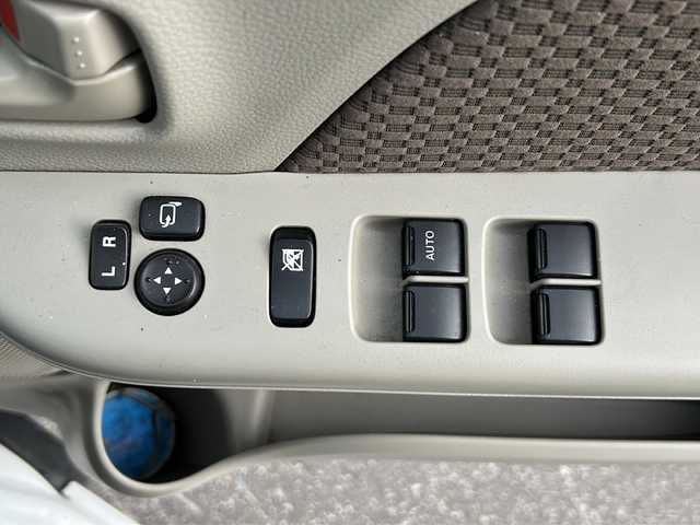 スズキ エブリイ ジョイン 青森県 2022(令4)年 2.4万km スペリアホワイト ・4WD/・5速MT/・社外カーステレオ/・AM/FM/・HIDヘッドライト/・両側スライドドア/・ダブルエアバック/・純正フロアマット/・純正ドアバイザー/・夏タイヤ付/・取扱説明書