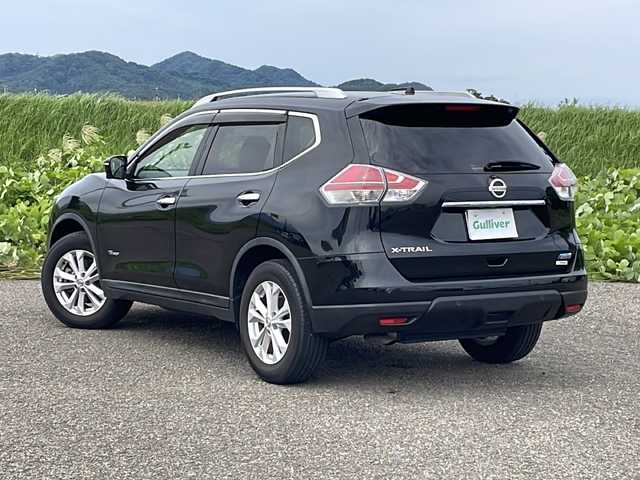 日産 エクストレイル ハイブリッド 20X エマージェンシーブレーキ 新潟県 2017(平29)年 4.3万km ダイヤモンドブラック 4WD/純正SDナビ/CD/DVD/BT/フルセグテレビ/全方位カメラ/ETC/衝突被害軽減ブレーキ/レーンキープアシスト/クルーズコントロール/革シート/シートヒーター /パワーバックドア/ステアリングスイッチ/スマートキー/プッシュスタート/LEDヘッドライト/オートライト/純正17インチアルミホイール
