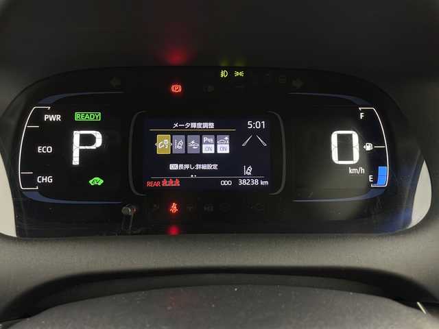 トヨタ アクア Z 兵庫県 2022(令4)年 3.9万km ブラックマイカ ・純正ディスプレイナビオーディオ/・Bluetooth接続/・AppleCarPlay/・AndroidAuto/・Miracast/・バックカメラ/・ビルトインETC2.0/・ドライブレコーダー/・運転席パワーシート/・前席シートヒーター/・AC100V電源/・ステアリングヒーター/・ヘッドライトレベライザー/・ハーフレザーシート/・LEDヘッドランプ/・純正フロアマット/・15インチ純正アルミホイール/・トヨタセーフティセンス/・レーントレーシングアシスト/・プリクラッシュセーフティ/・クリアランスソナー/・パーキングサポートブレーキ/・ロードサインアシスト/・レーダークルーズコントロール/・先行車発進告知/・後退速度抑制/・オートマチックハイビーム/・リヤシートリマインダー