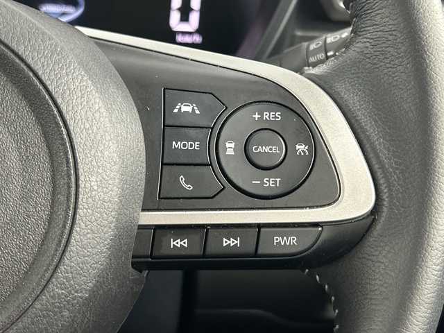 トヨタ ライズ Z 愛知県 2021(令3)年 4.9万km ファイアークォーツレッドM 禁煙車/純正7インチナビ/(CD/TV/Bluetooth)/バックカメラ/スマートアシスト/・衝突軽減ブレーキ/・レーンキープアシスト/・オートマチックハイビーム/・レーダークルーズコントロール/ブラインドスポットモニター/コーナーセンサー/前後ドライブレコーダー/ETC/前席シートヒーター/純正17インチアルミホイール/プッシュスタート/スマートキー/LEDヘッドライト/フロントフォグランプ/オートライト/純正フロアマット/ステアリングスイッチ