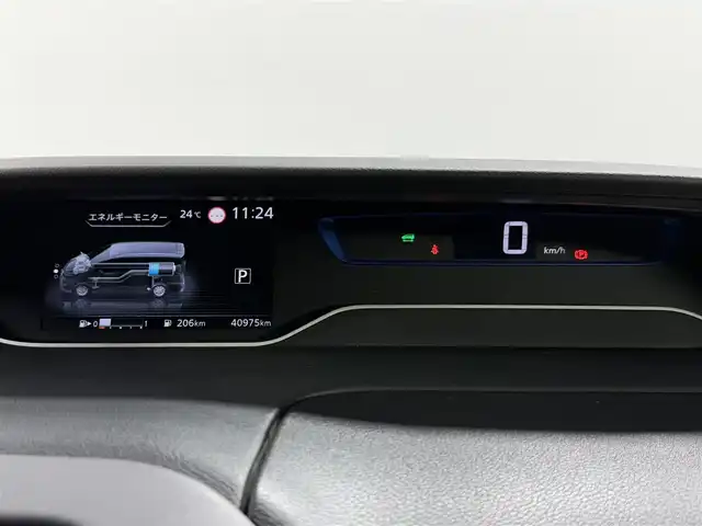 日産 セレナ e－パワー ハイウェイスター V 大阪府 2020(令2)年 4.1万km ダークメタルグレー/ダイヤモンドブラック ProPILOT 純正9incナビTV 360カメラ フリップダウンモニター デジタルインナーミラー シート＆ステアリングヒーター レーダークルコン 衝突軽減ブレーキ レーンアシスト ブラインドSM 両側パワースライドドア ETC