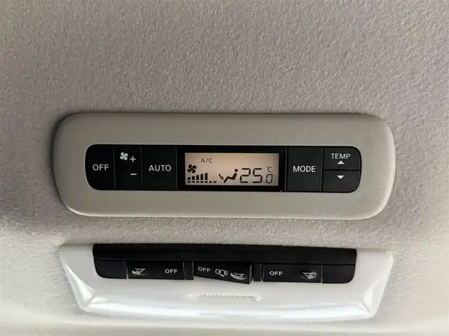 日産 セレナ e－パワー ハイウェイスター V 大阪府 2020(令2)年 4.1万km ダークメタルグレー/ダイヤモンドブラック ProPILOT 純正9incナビTV 360カメラ フリップダウンモニター デジタルインナーミラー シート＆ステアリングヒーター レーダークルコン 衝突軽減ブレーキ レーンアシスト ブラインドSM 両側パワースライドドア ETC