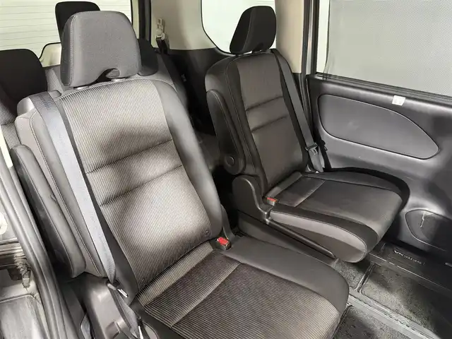 日産 セレナ e－パワー ハイウェイスター V 大阪府 2020(令2)年 4.1万km ダークメタルグレー/ダイヤモンドブラック ProPILOT 純正9incナビTV 360カメラ フリップダウンモニター デジタルインナーミラー シート＆ステアリングヒーター レーダークルコン 衝突軽減ブレーキ レーンアシスト ブラインドSM 両側パワースライドドア ETC