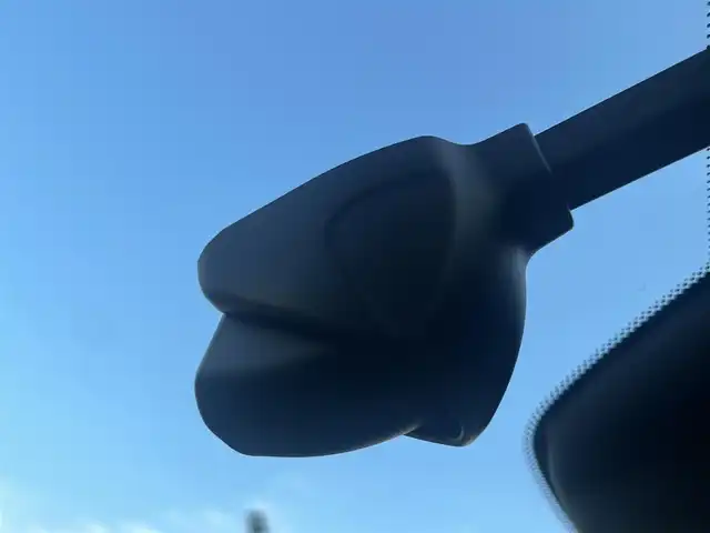 マツダ マツダ３ファストバック 20S Lパッケージ 島根県 2022(令4)年 4.6万km スノーフレイクホワイトパールマイカ ワンオーナー　/純正ナビ　/BOSEシステム /フルセグTV　/ＤＶＤ再生　/Ｂｌｕｅｔｏｏｔｈ接続　/全方位／バック／フロント／サイドカメラ/ETC　/前後ドライブレコーダー　/アダプティブクルーズコントロール/アイドリングストップ　/衝突軽減ブレーキ/前後コーナーセンサー　/本革シート　/運転席メモリーパワーシート/前席シートヒーター/ハンドルヒーター/オートハイビーム／ライト/スマートキー　/純正LEDヘッドライト　/純正１８インチアルミホイール/純正キャリパー/保証書・取扱説明書（本体＋ナビ）/スペアキー１本