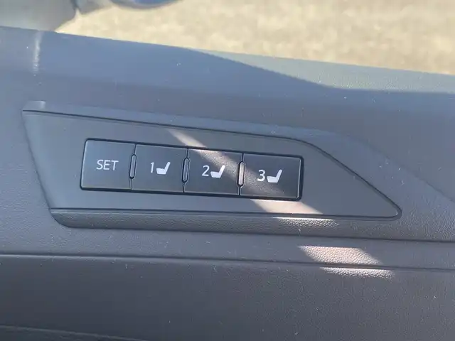 トヨタ アルファード S Cパッケージ 熊本県 2020(令2)年 4.3万km ホワイトパールクリスタルシャイン 純正ナビ/・AM/FM/USB/BT/・AppleCarPlay/AndroidAuto/・フルセグTV/バックカメラ/トヨタセーフティセンス/・レーントレーシングアラート/・クリアランスソナー/・パーキングサポートブレーキ/・ロードサインアシスト/・プリクラッシュセーフティシステム/・オートマチックハイビーム/・レーダークルーズコントロール/前後コーナーセンサー/前後ドライブレコーダー/革巻きステアリング/・ステアリングリモコン/・ステアリングヒーター/レザーシート/・D/N席パワーシート/・D席シートメモリー/・D/N席シートヒーター/・D/N席エアシート/オートライト/・LEDライト/・フォグランプ/パワーバックドア/純正ビルトインETC/電動格納ミラー/・ウィンカーミラー/MODELISTA/電動サイドブレーキ/・ホールドボタン/純正ドアバイザー/純正アルミホイール/社外フロアマット/スマートキー/・スペアキー